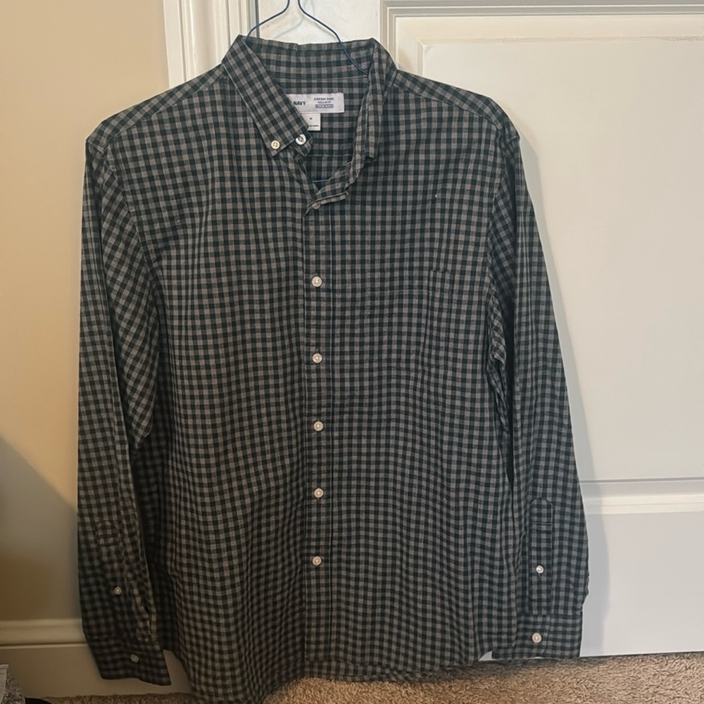 Old navy men’s medium green checkered casual button shirt